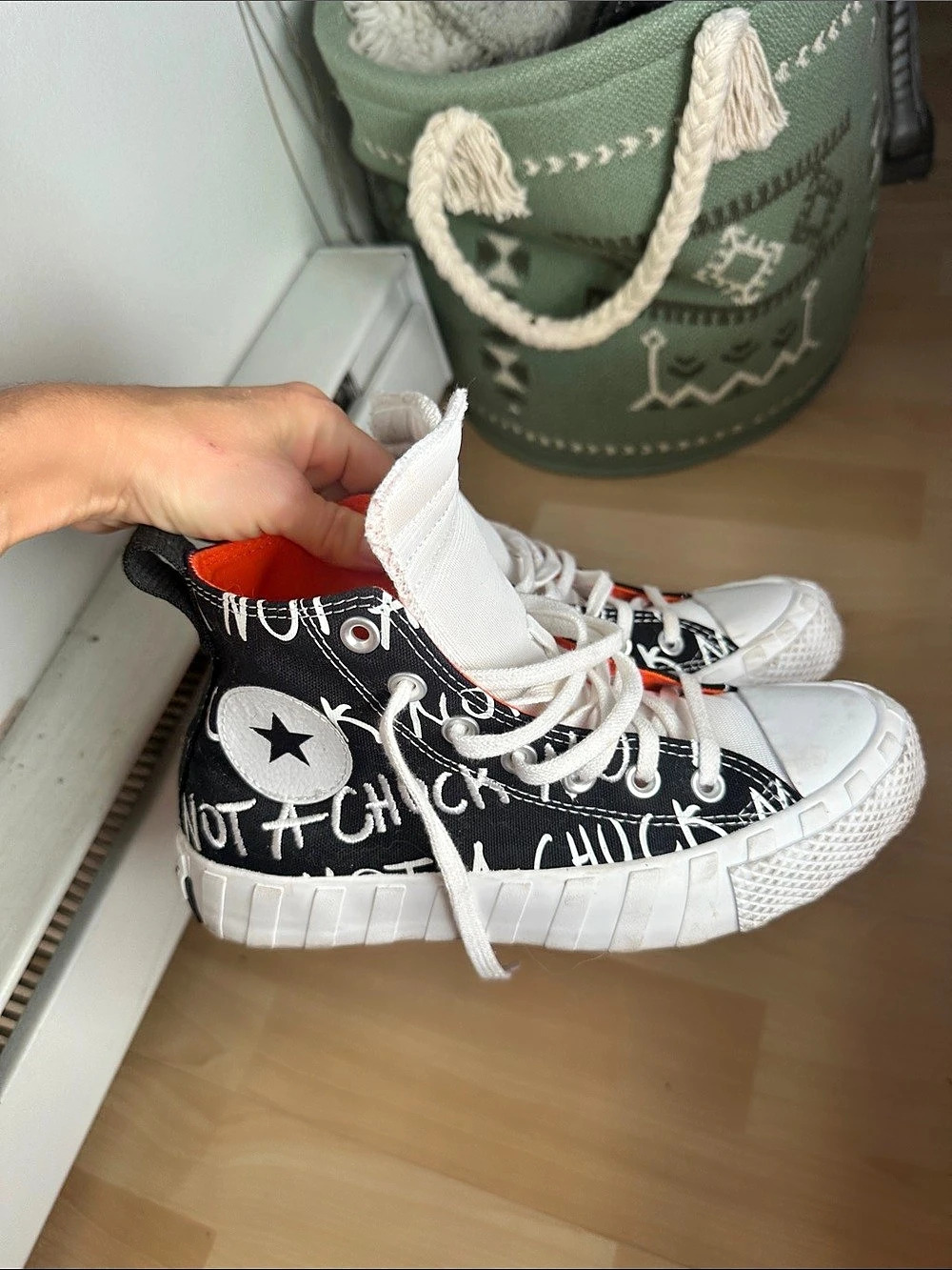 Converse Chuck Taylor All Star High Top Sneakers Black & White US 6.5
